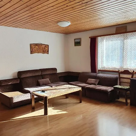 Plaun Grond Apartman *