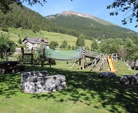 Plaun Grond Appartement Tschierv