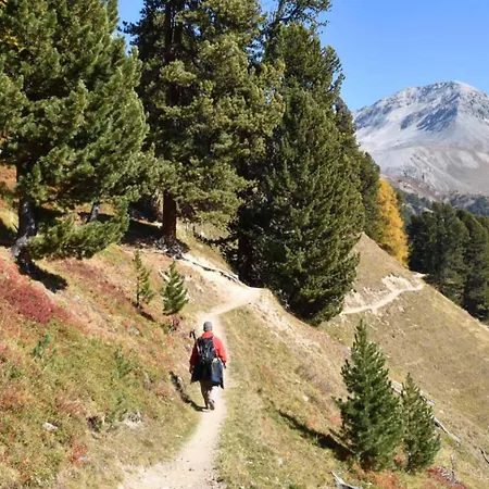 Plaun Grond Apartman Tschierv