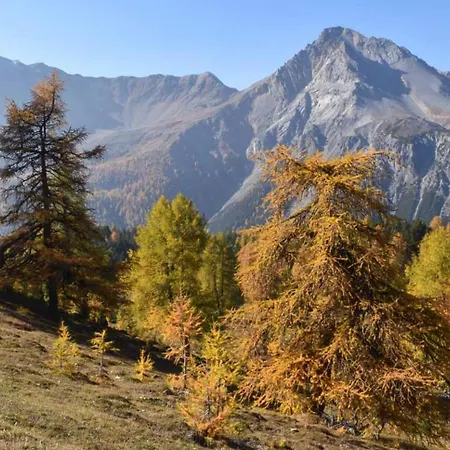 Plaun Grond Apartman