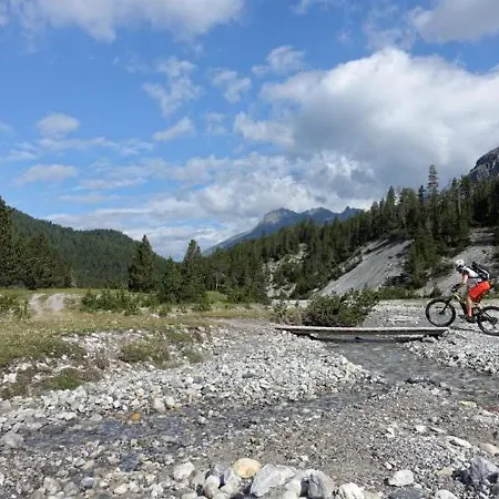 Plaun Grond * Tschierv