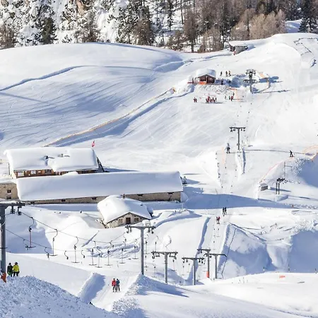 Apartman Plaun Grond *