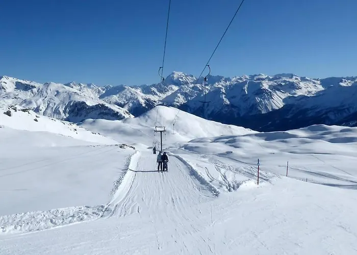 Plaun Grond Apartamento Tschierv