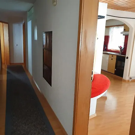 Plaun Grond Apartament *